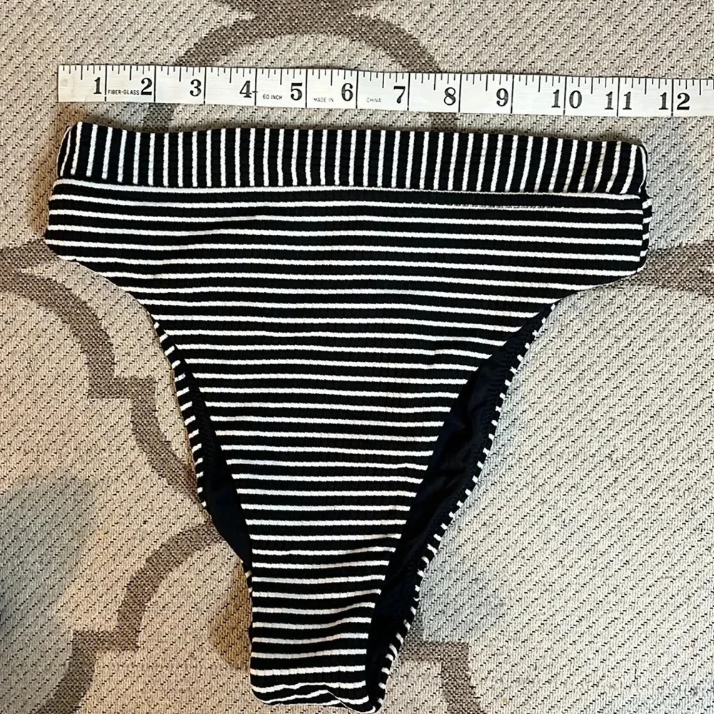 Seafolly high leg in black and white stripe high waisted bikini bottom, size 6